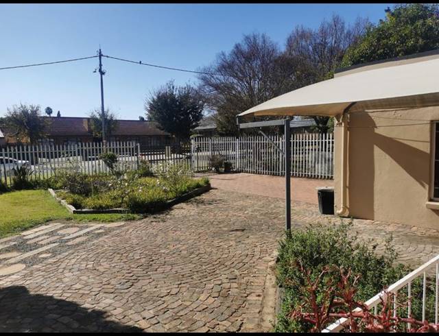 3 BEDROOM HOUSE FOR SALE IN SELCOURT